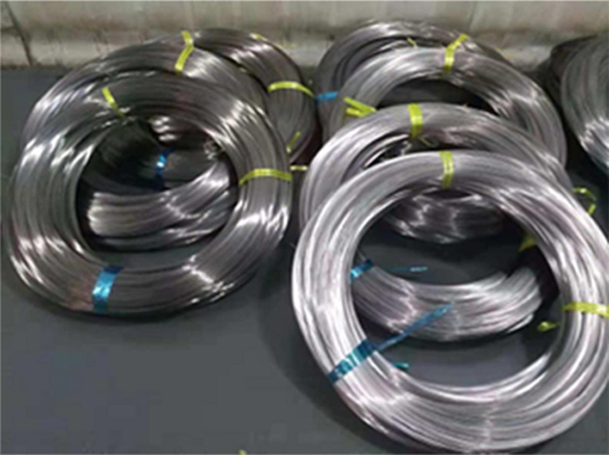 Oil hardened steel wire